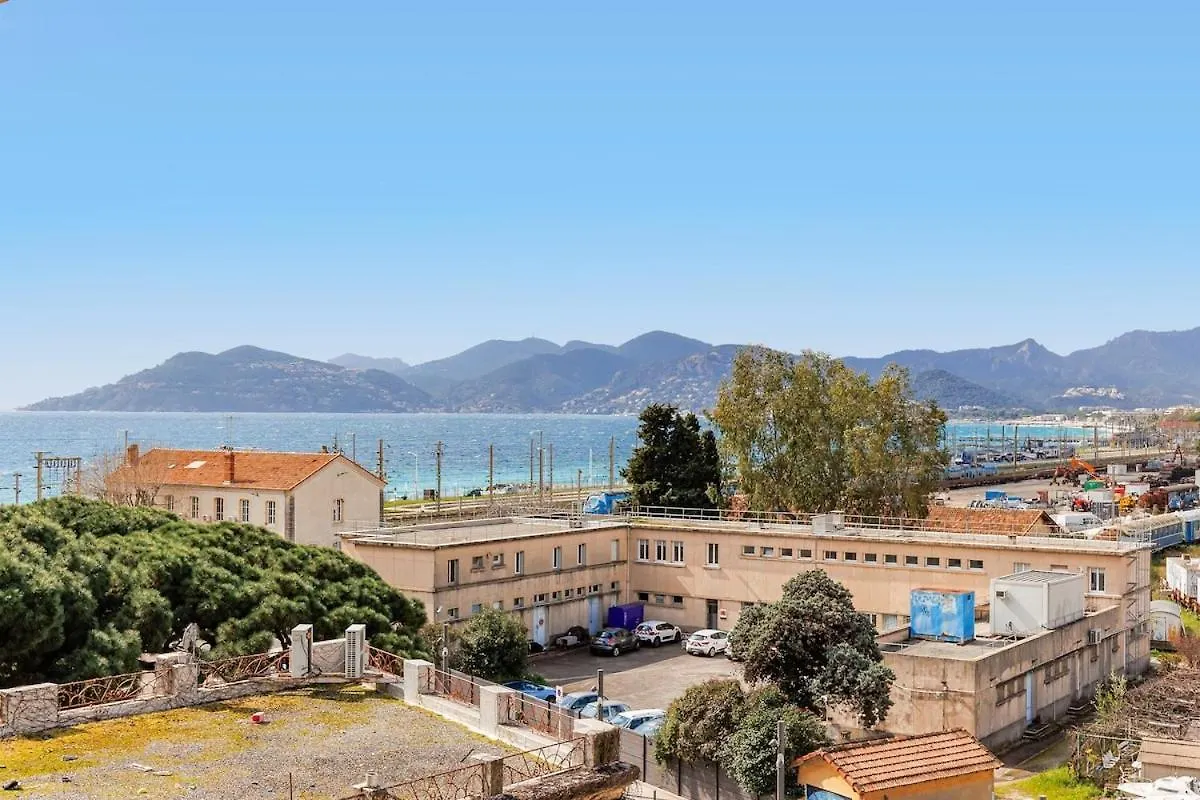 Cannes Beach - Vue Mer-Plage-Piscine-Clim-Wifi