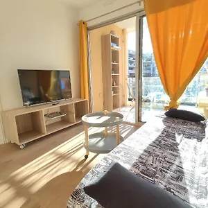 Cosy à 50m De La Plage Appartement